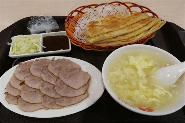 李连贵熏肉大饼